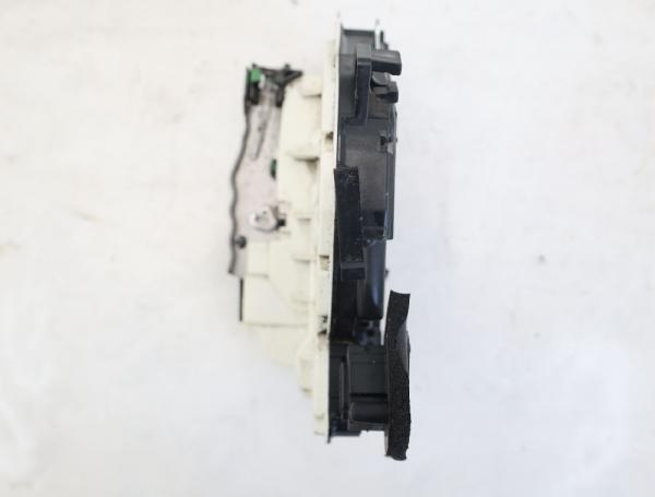 Türschloß hinten links 5E0839015 Skoda YETI