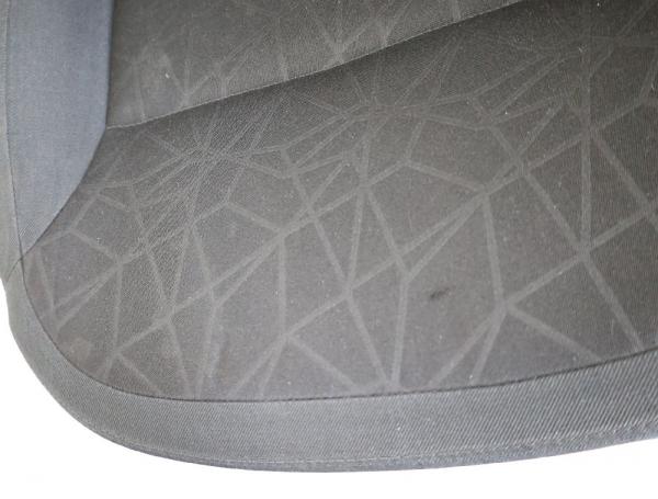 Sitz vorn rechts 8R0881106C Skoda YETI