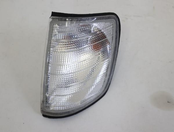 Blinker vorn links 1248260543 Mercedes W124 Stufenheck
