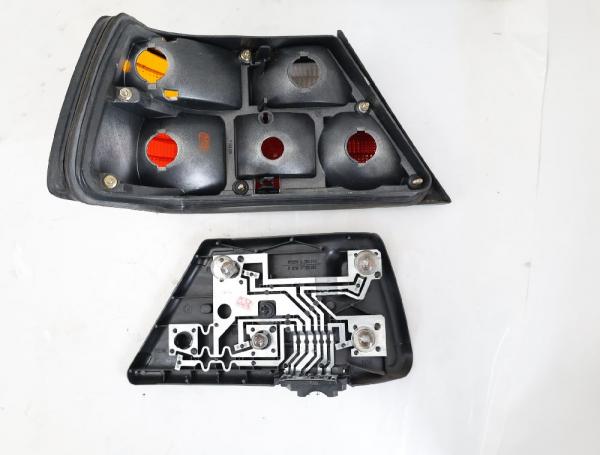 Rückleuchte rechts 1248200464 Mercedes W124 Stufenheck