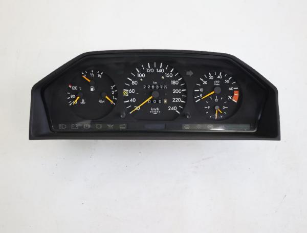 Kombiinstrument 1244409511 Mercedes W124 Stufenheck