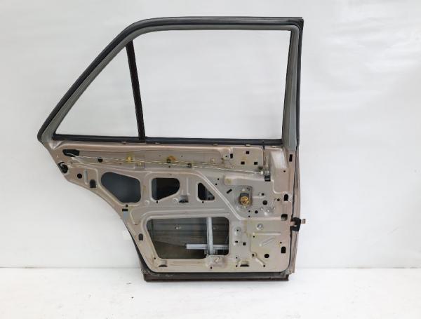 Tür hinten links 1247301705 Mercedes W124 Stufenheck