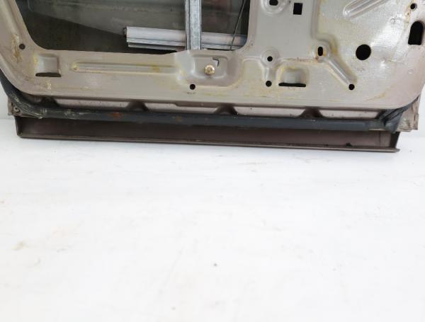 Tür hinten links 1247301705 Mercedes W124 Stufenheck