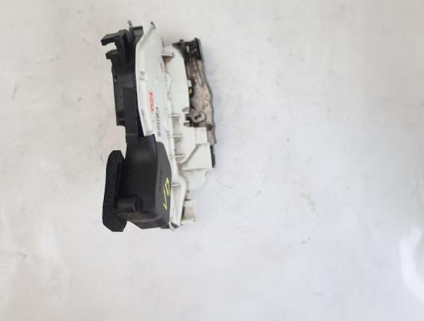 Türschloß vorn rechts 5K2837016B VW POLO 5 6R