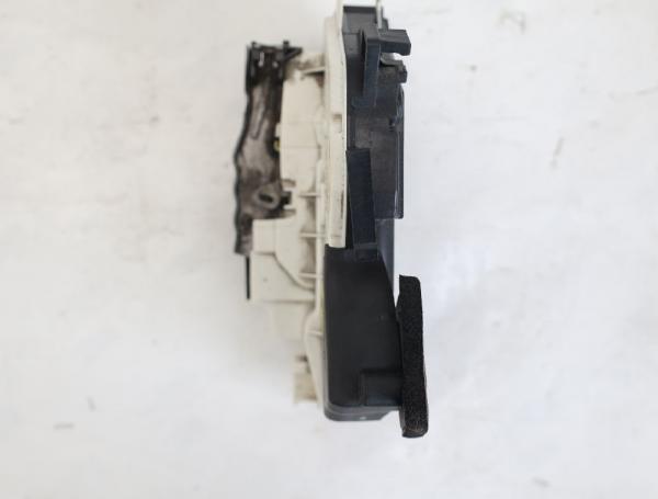 Türschloß vorn links 5K1837015B VW POLO 5 6R