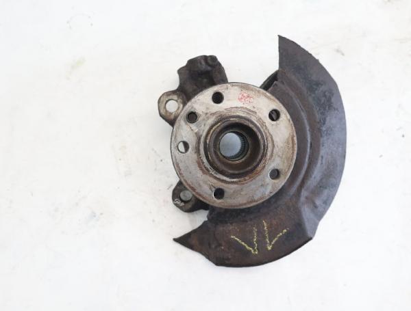 Achsschenkel vorn links 7D0407257A VW T4 Bus