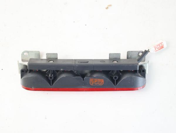 Zusatzbremsleuchte MR957377 Mitsubishi COLT 6 Z3