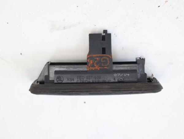 Griff Heckklappe 5E0827566 Skoda OCTAVIA 3 5E
