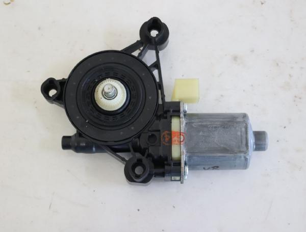 Fensterheber-Motor vorn rechts 5Q0959802B Skoda OCTAVIA 3 5E