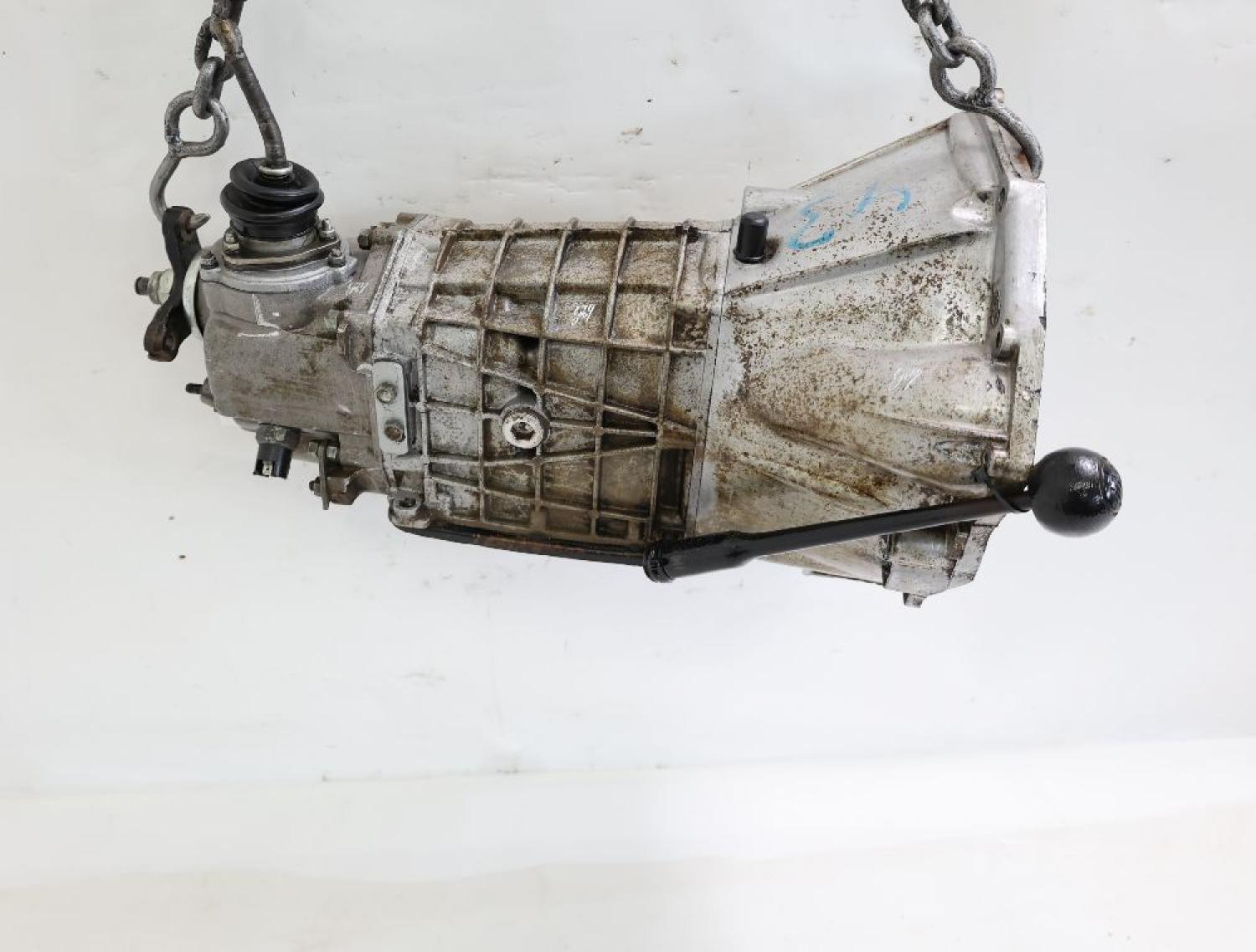 Getriebe 4 Gang 21011701015 Lada NIVA 2121
