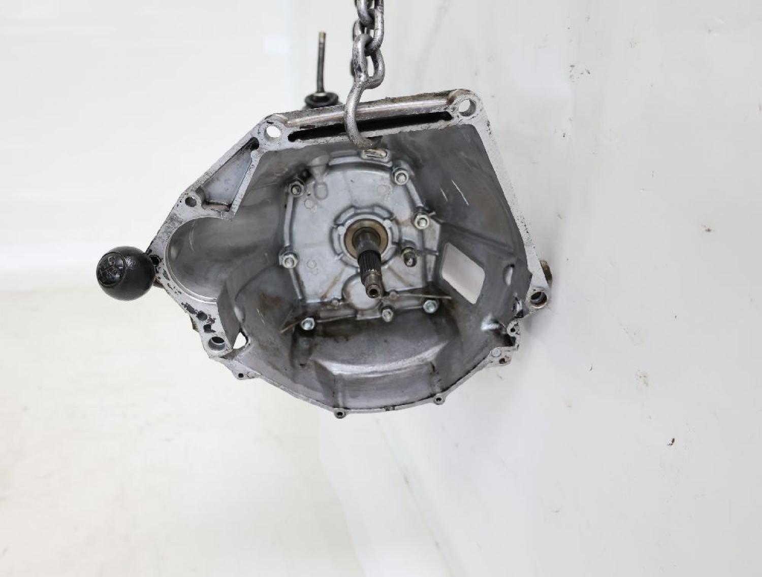 Getriebe 4 Gang 21011701015 Lada NIVA 2121
