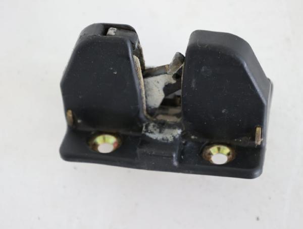 Schloß Heckklappe 701827162 VW T4 Bus