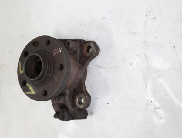 Achsschenkel vorn links 7D0407257A VW T4 Bus