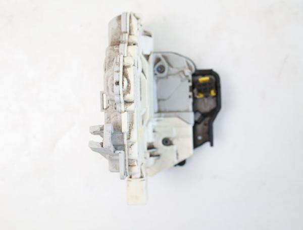 Türschloß hinten links 8E0839015AA Audi A4 Avant 8E B7