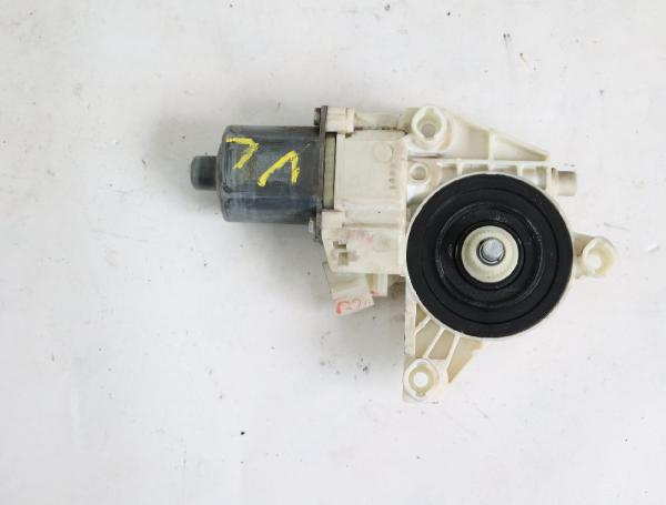 Fensterheber-Motor vorn links 2469065100 Mercedes B-KLASSE W246