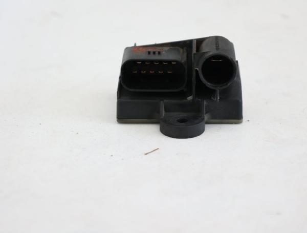 Relais 6519003103 Mercedes B-KLASSE W246