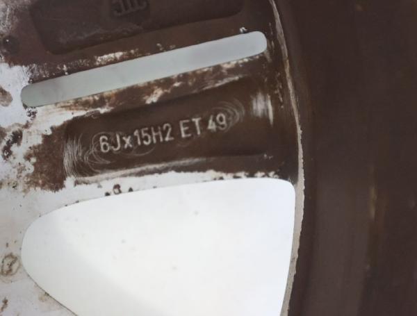 Felge Alu/Leichtmetall vorn rechts 13226744 Opel MERIVA A