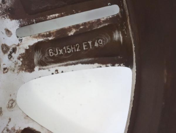 Felge Alu/Leichtmetall vorn links 13226744 Opel MERIVA A