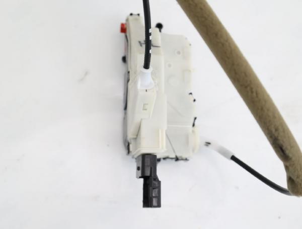 Türschloß hinten links 828421 Citroen BERLINGO 2