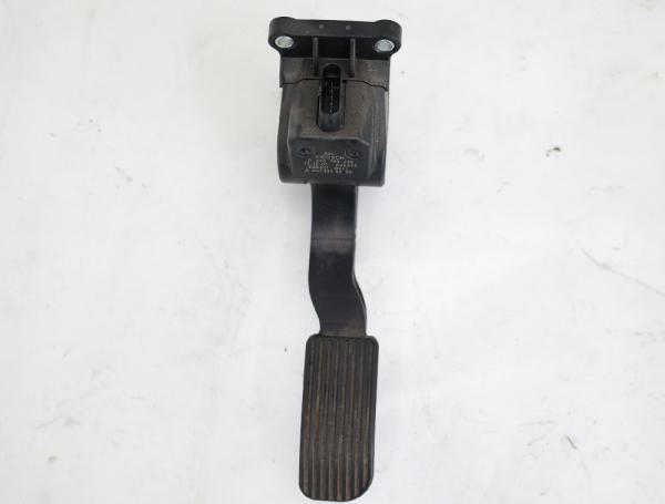 Gaspedal 4473000200 Mercedes VITO 3 Kasten 447