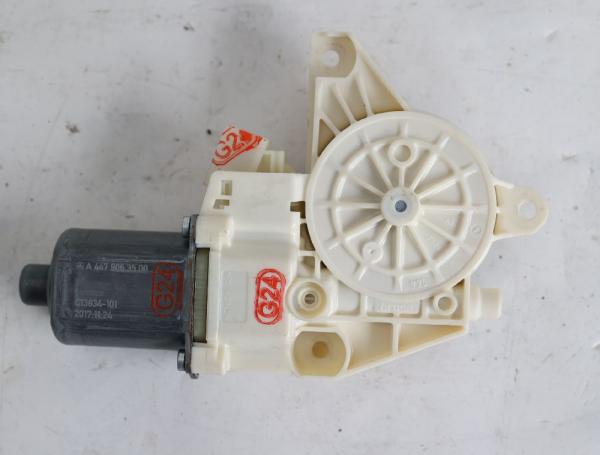 Fensterheber-Motor vorn links C13834101 Mercedes VITO 3 Kasten 447