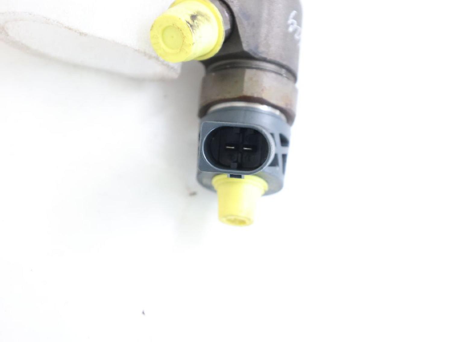 Einspritzduese (Diesel) Zylinder 1 6510703187 Mercedes VITO 3 Kasten 447