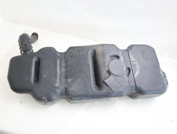 Kraftstofftank 4474705600 Mercedes VITO 3 Kasten 447