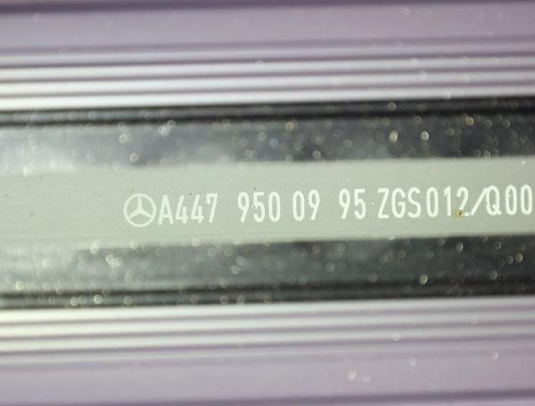 Sitzkonsole 4479500995 Mercedes VITO 3 Kasten 447