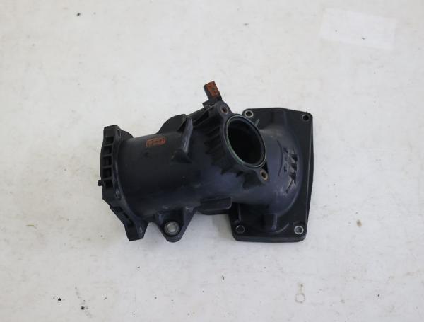Ansaugstutzen 6510900028 Mercedes VITO 2 W639