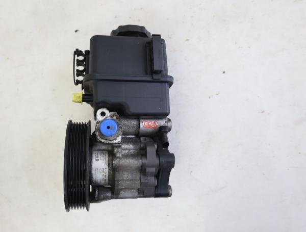 Lenkung Servopumpe 0064666601 Mercedes VITO 2 W639