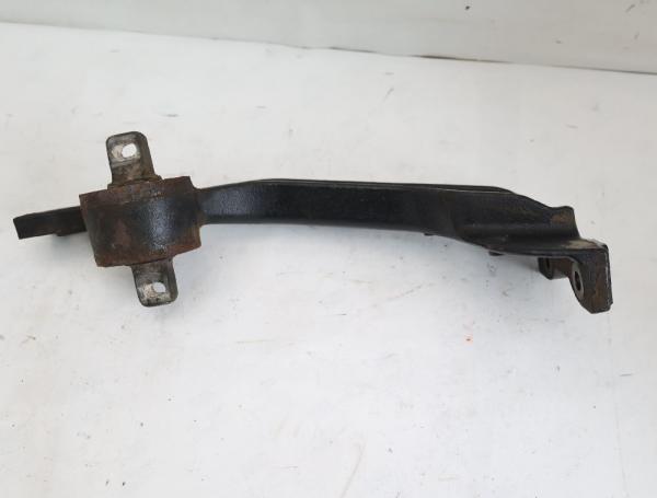Aggregatehalter 6393500585 Mercedes VITO 2 W639