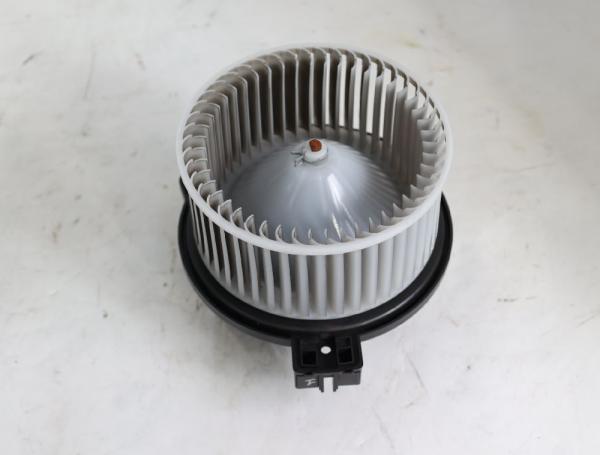 Heizgebläsemotor 8727001530 Mazda 3 BM