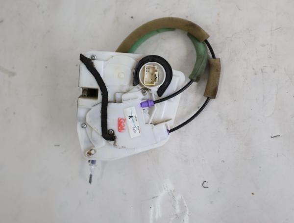 Türschloß hinten links BJS773310 Mazda 3 BM