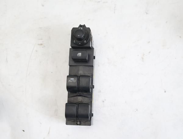 Schalter Fensterheber vorn links BHR966350A Mazda 3 BM