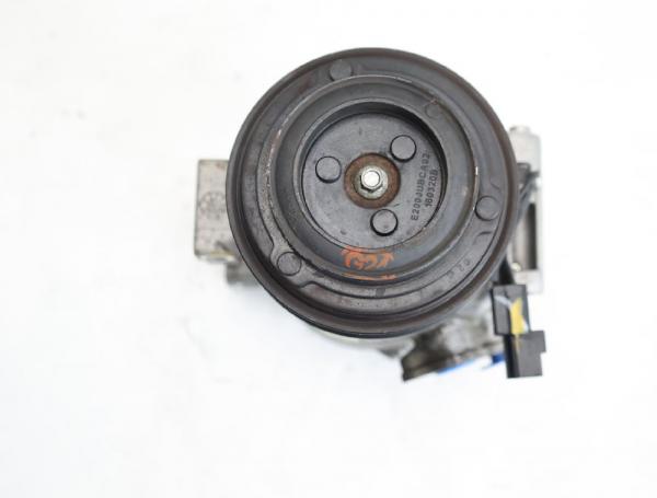 Klimakompressor F500JUBBA12 Mazda 3 BM