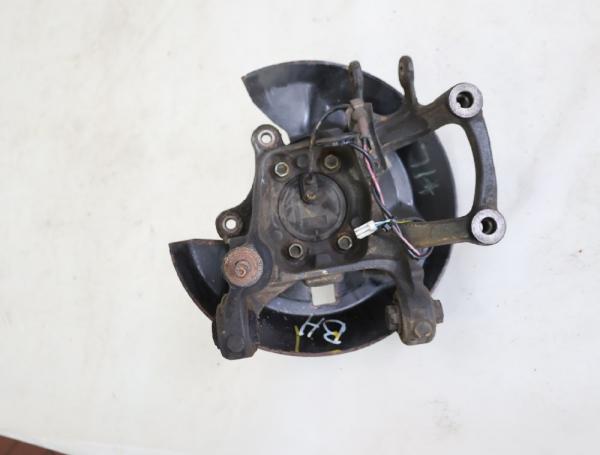Achsschenkel hinten links BJS72612XB Mazda 3 BM