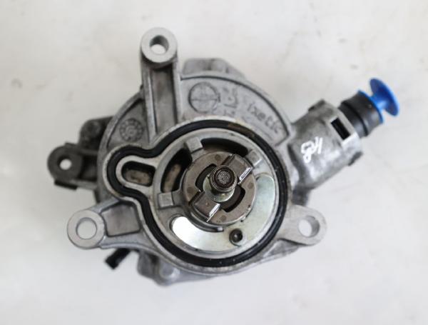 Vakuumpumpe 31375107 Volvo V40 CROSS COUNTRY 526