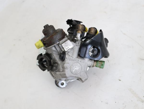 Hochdruckpumpe 31372081 Volvo V40 CROSS COUNTRY 526