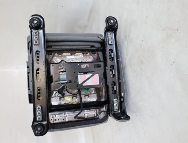 Sitz vorn rechts 82041636 Jeep GRAND CHEROKEE 3 WH WK