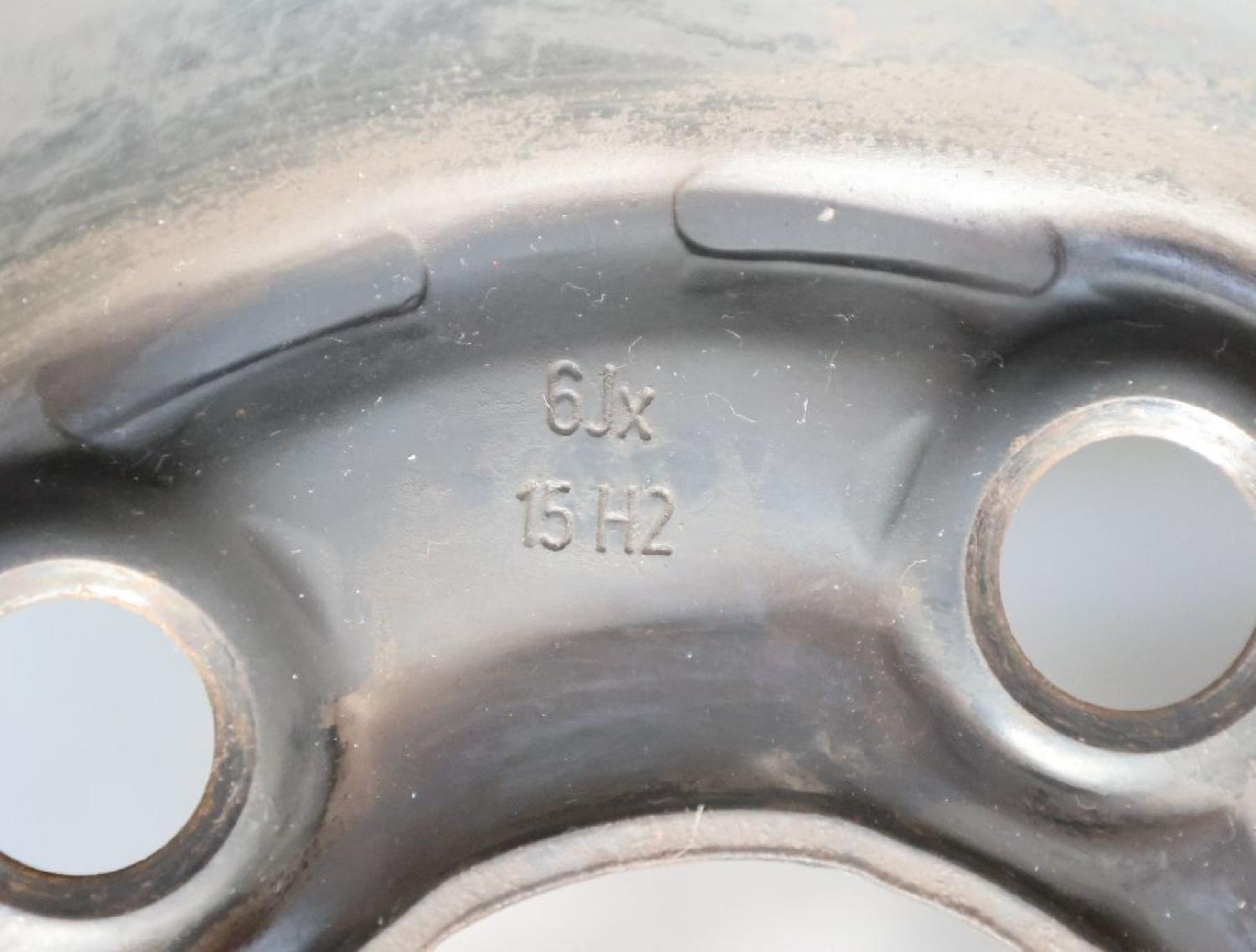 Felge Stahl vorn rechts 1J0601027Q VW GOLF 4