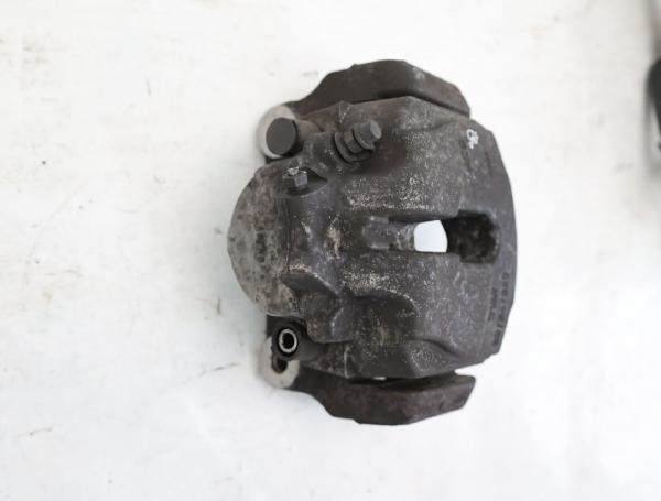Bremssattel vorn rechts 34116796486 BMW 5er Touring F11