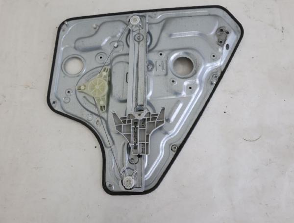 Fensterheber elektrisch hinten links 834701P010 Kia VENGA