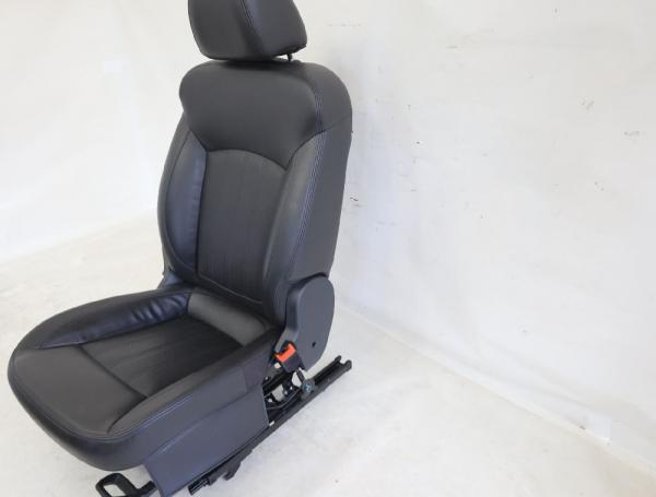 Sitz vorn rechts 42519397 Chevrolet ORLANDO J309