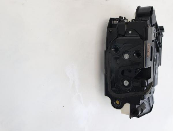 Türschloß vorn rechts 5N1837016C VW SCIROCCO 3