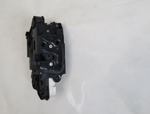 Türschloß vorn links 5N1837015C VW SCIROCCO 3