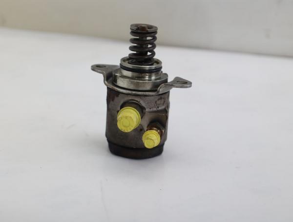 Hochdruckpumpe 03C127026R VW SCIROCCO 3