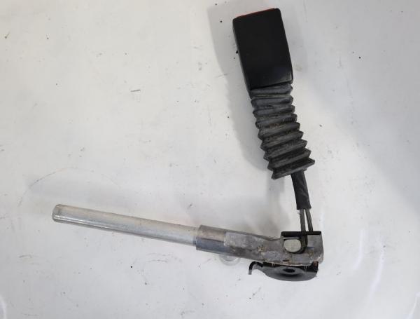 Gurtstraffer hinten rechts 2098600469 Mercedes CLK A209