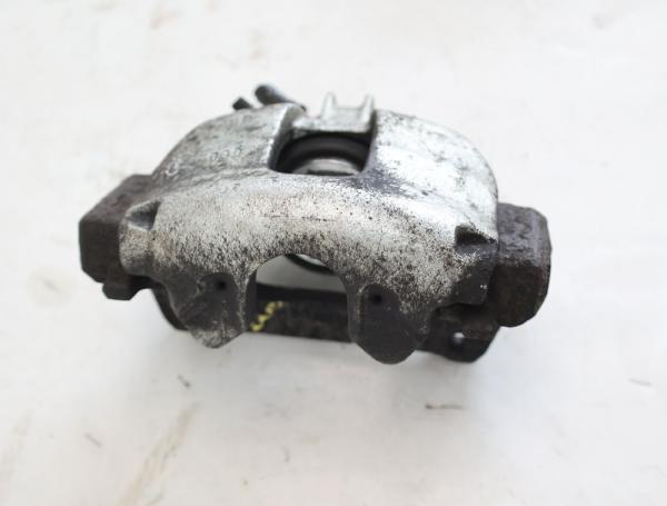 Bremssattel vorn rechts 8251317 Volvo XC 70 I