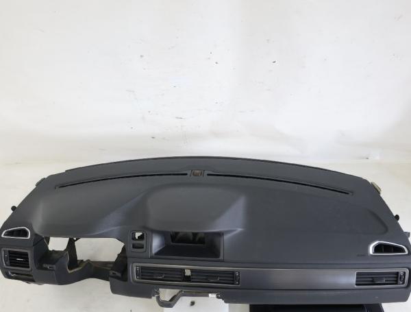 Armaturenbrett 31393706 Volvo V70 III 135