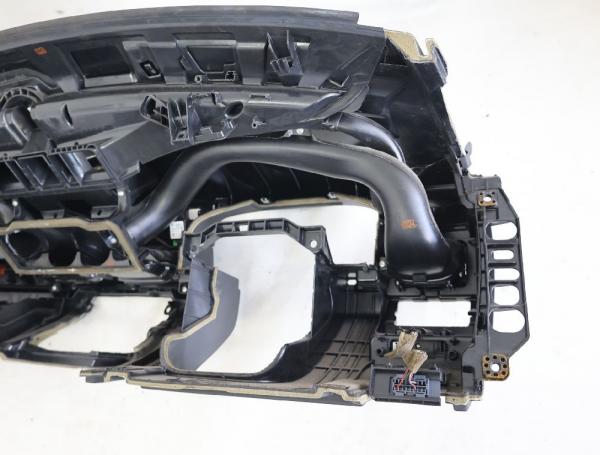 Armaturenbrett 31393706 Volvo V70 III 135